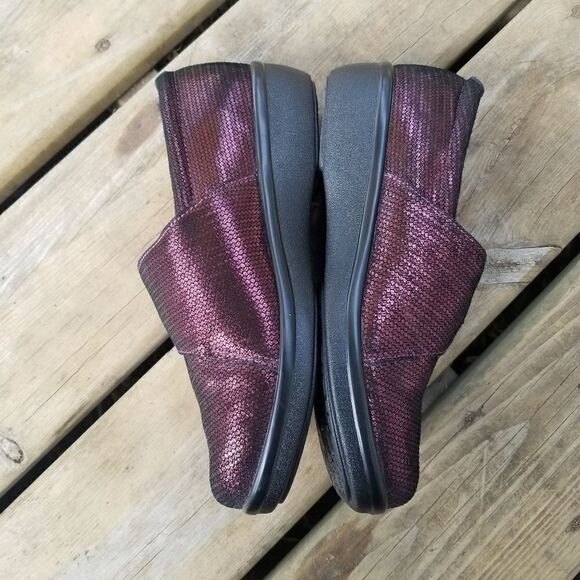 Alegria Lauryn Wine Wave Weave Iridescent Metallic Purple Slip-on Clogs 39 Wide - Picture 4 of 10